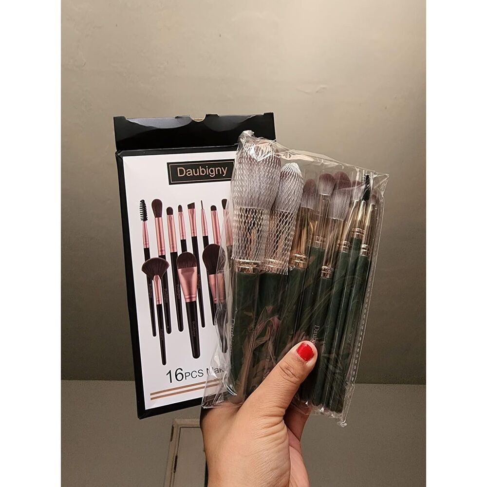 Daubigny 16Pieces Green Complete Premium Synthetic Professional Makeup Brushes